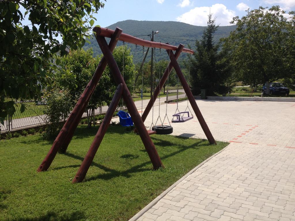 Guesthouse Ante Hodak Seliste Dreznicko Εξωτερικό φωτογραφία